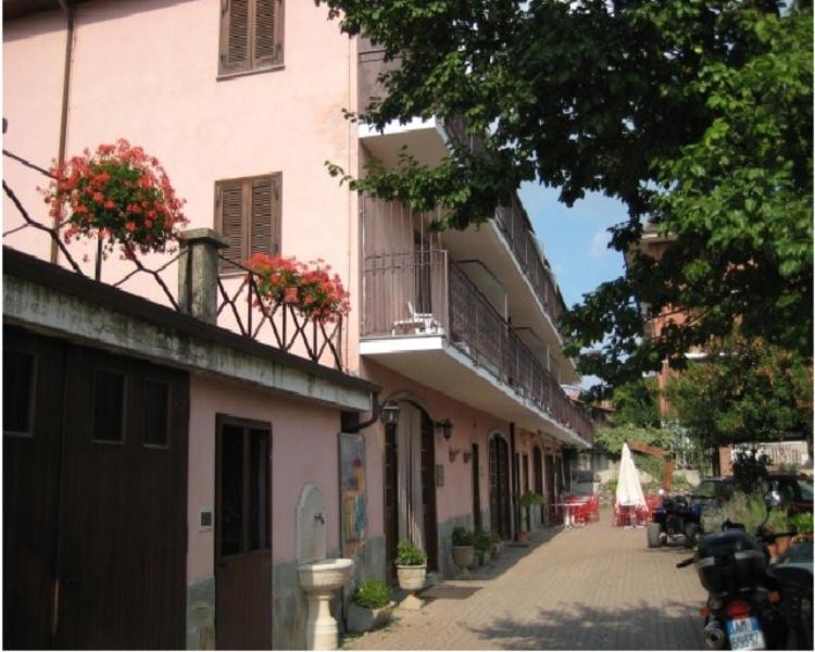 Hotel Il Giardino Доляни Екстериор снимка