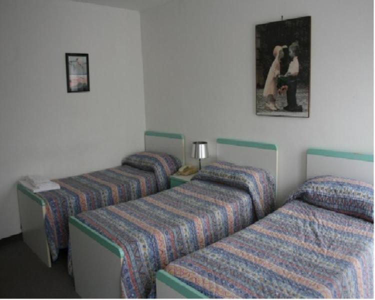 Hotel Il Giardino Доляни Стая снимка